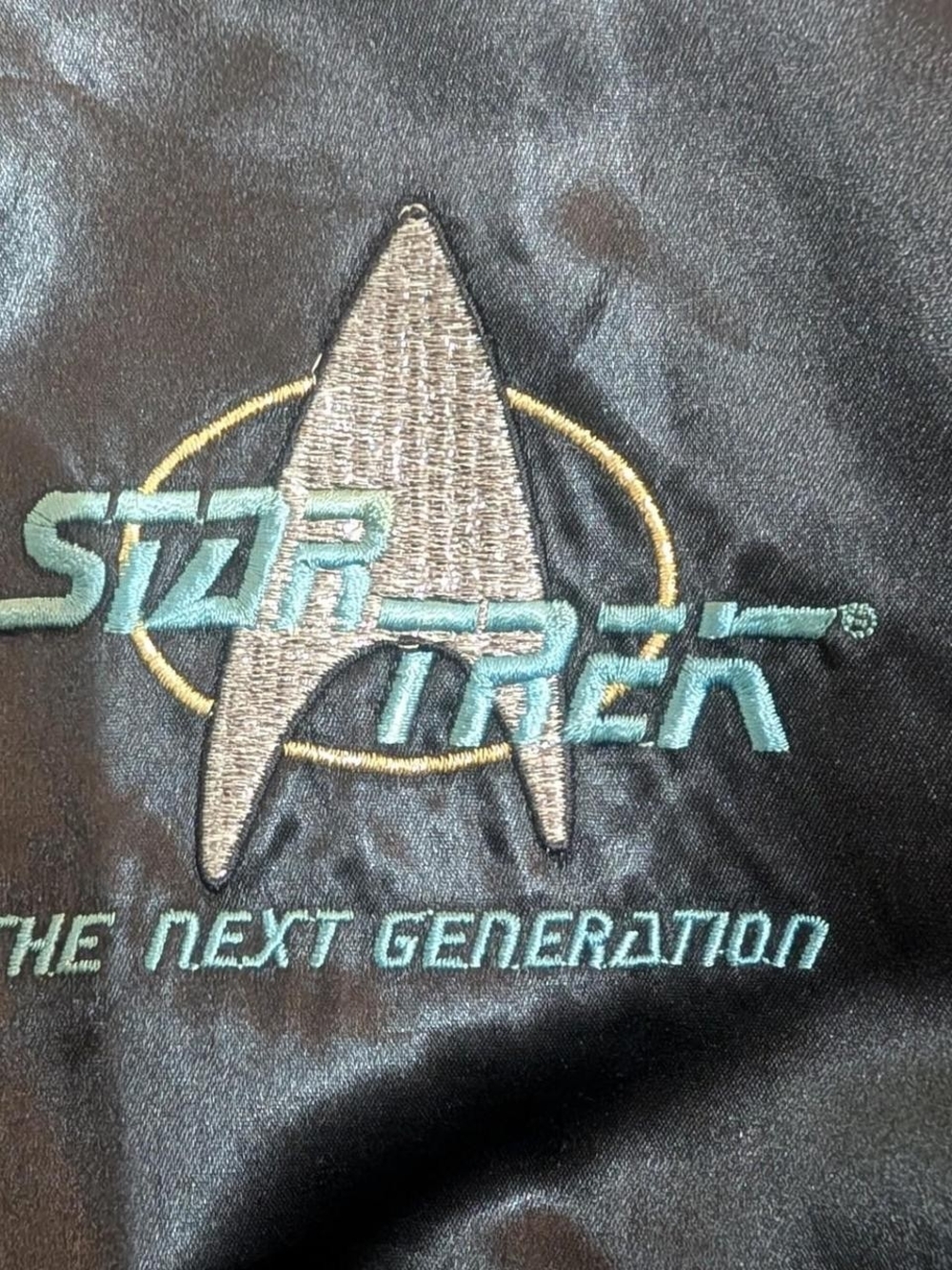 Vintage Star Trek: The Next Generation satin bomber jacket - Picture 4 of 8